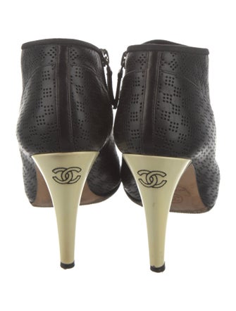 Chanel 2014 Interlocking CC Logo Boots