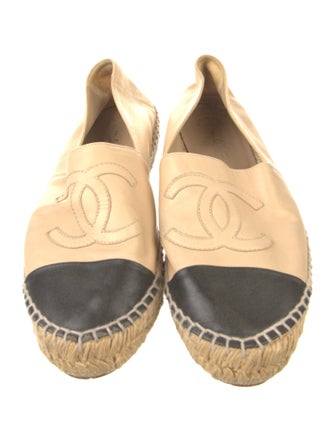 Chanel Interlocking CC Logo Leather Espadrilles