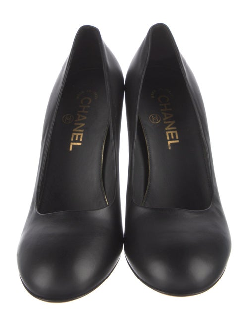 Chanel 2015 Interlocking CC Logo Pumps