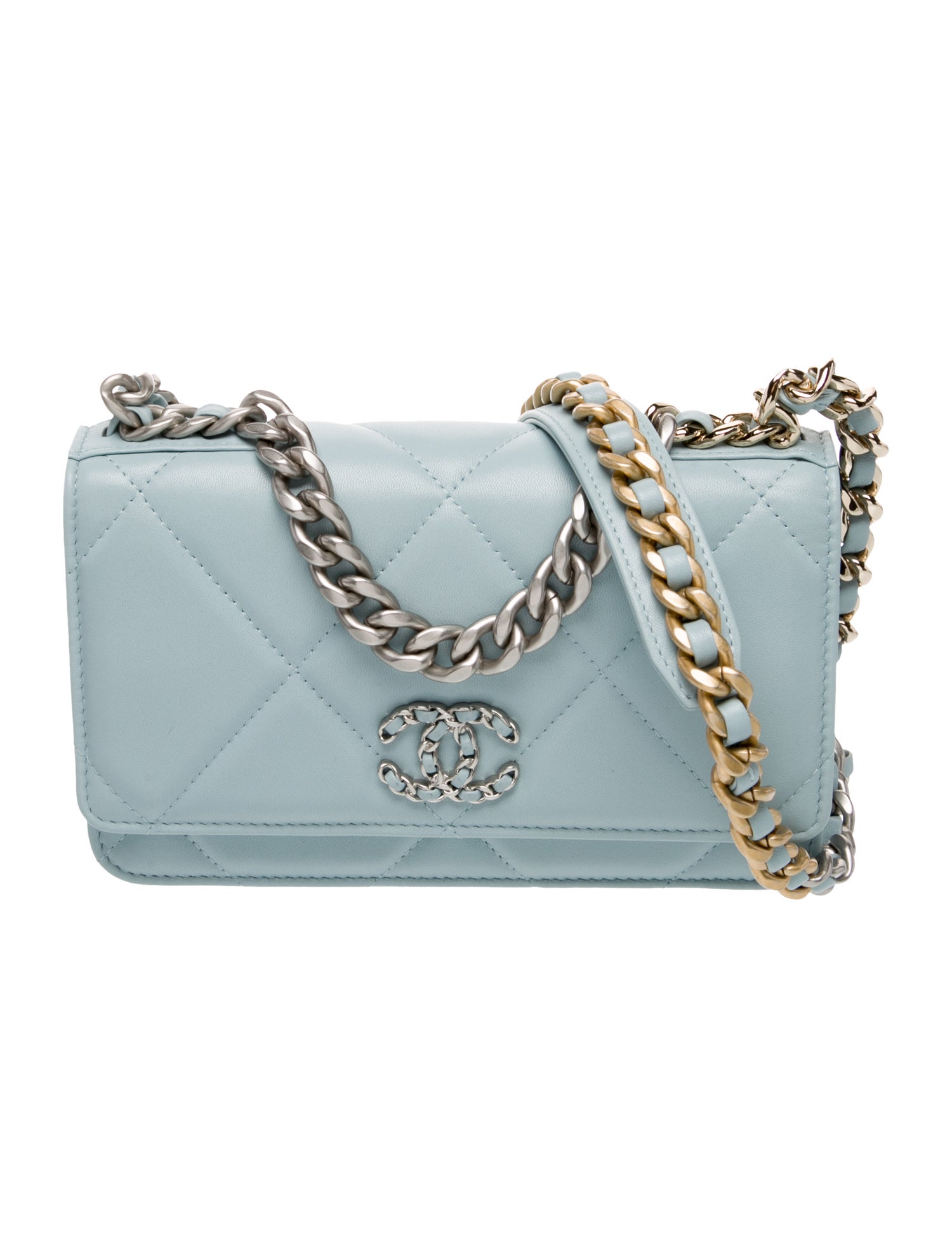 Chanel 19 Wallet On Chain
