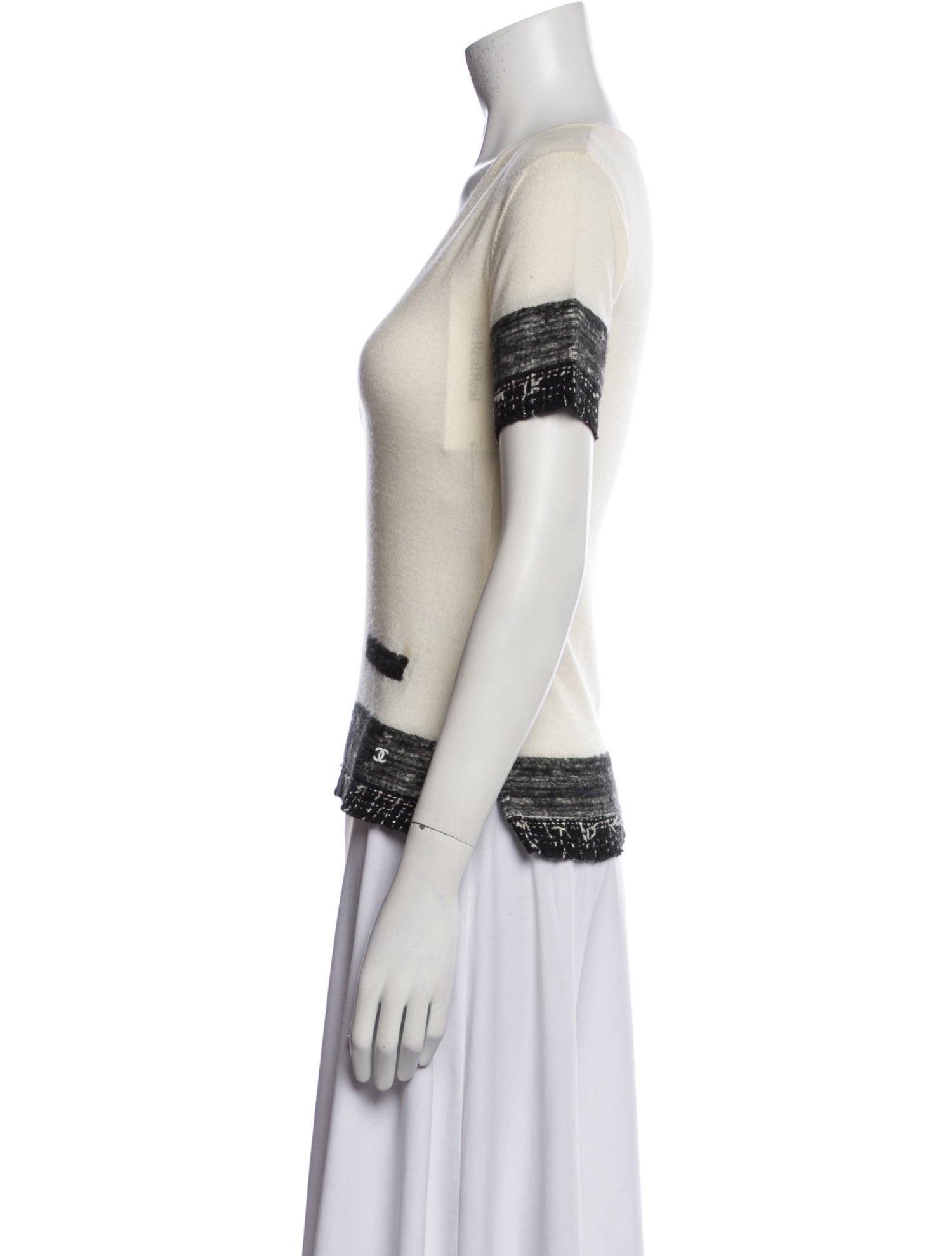 Chanel Vintage 2005 Sweater