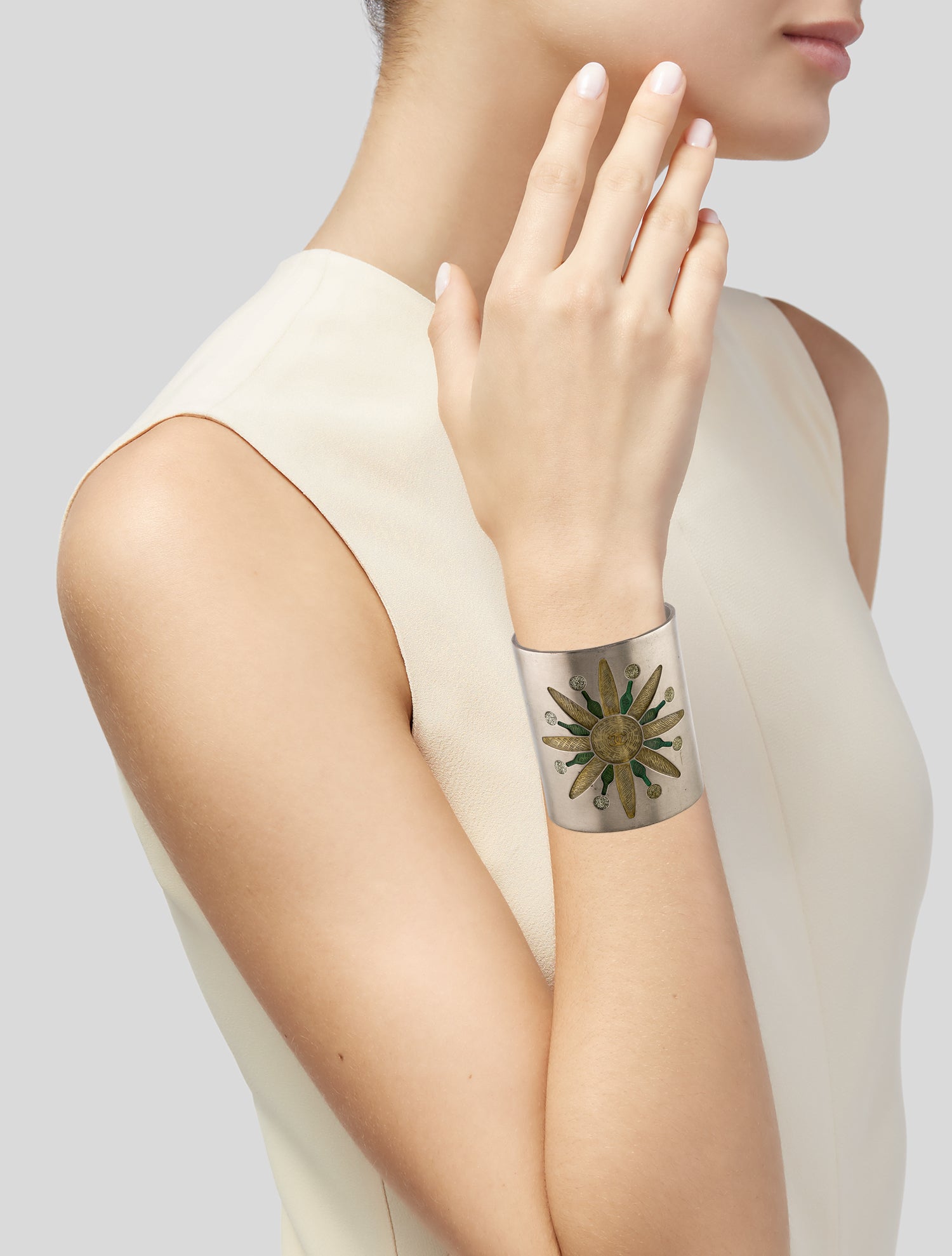 Chanel Vintage Resin Flower Cuff