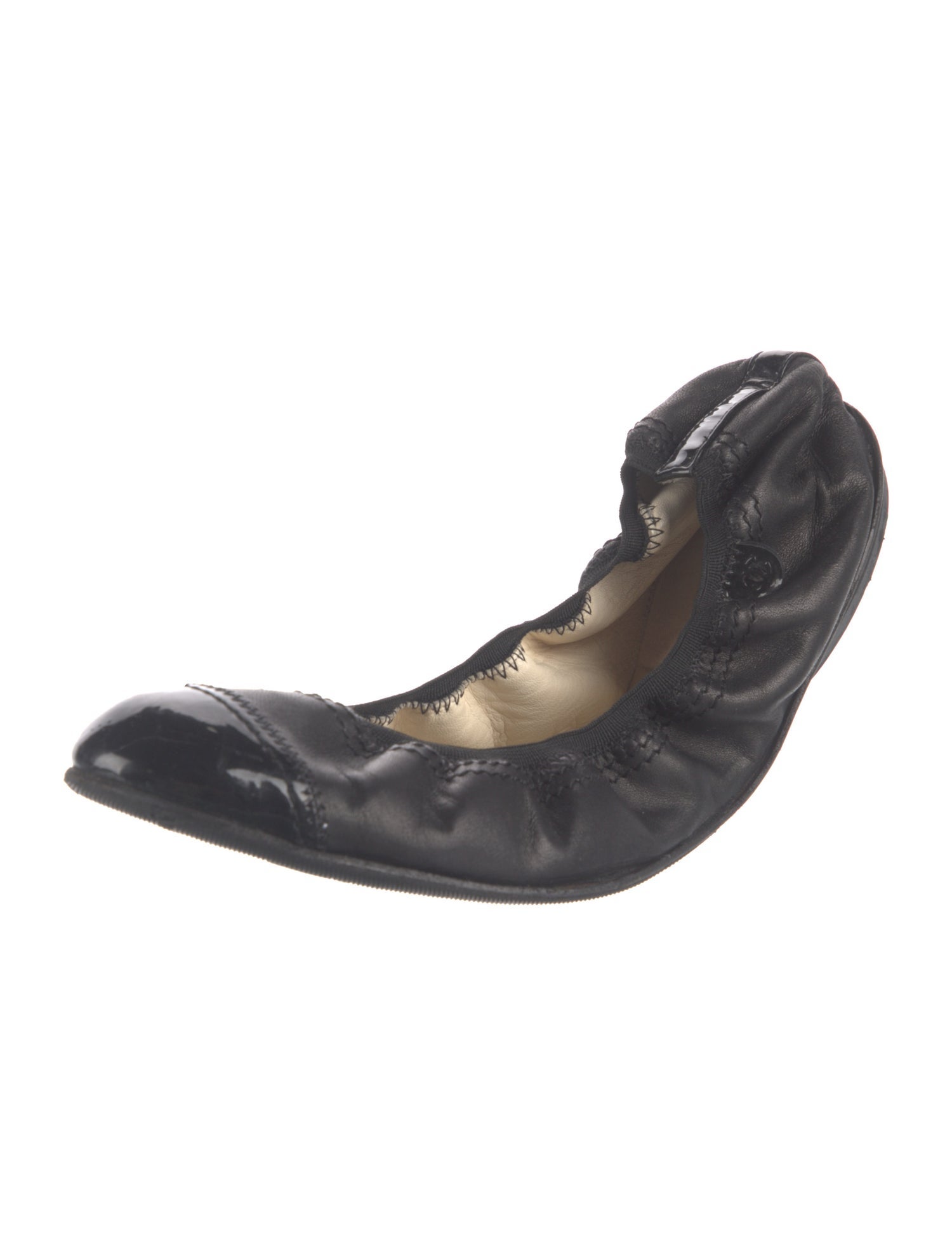 Chanel Interlocking CC Logo Leather Ballet Flats