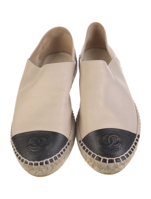 Chanel 2017 Interlocking CC Logo Espadrilles