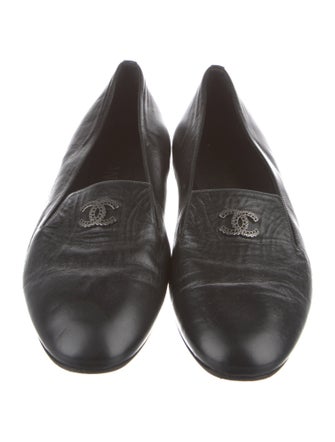 Chanel Interlocking CC Logo Leather Loafers