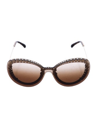 Chanel Interlocking CC Logo Cat-Eye Sunglasses