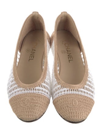Chanel Interlocking CC Logo Raffia Ballet Flats