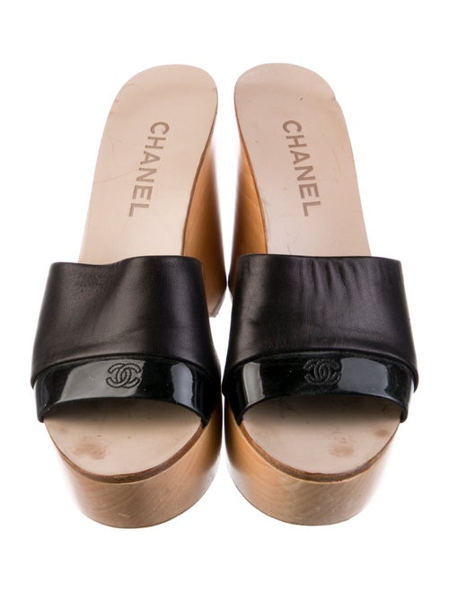 Chanel Interlocking CC Logo Leather Slides