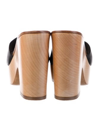 Chanel Interlocking CC Logo Leather Slides