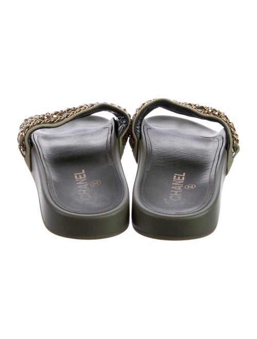 Chanel Interlocking CC Logo Slides