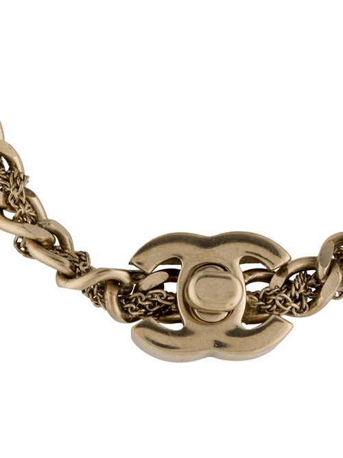 Chanel CC Turnlock Chain Link Bracelet