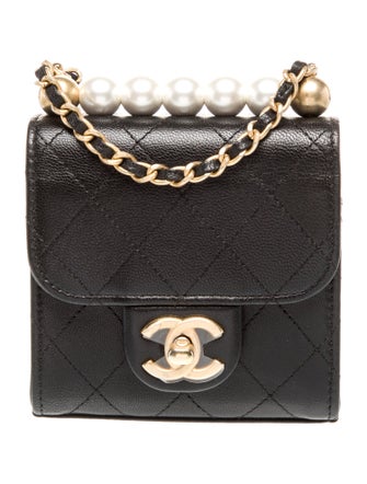 Chanel Chic Pearls Clutch w/ Chain