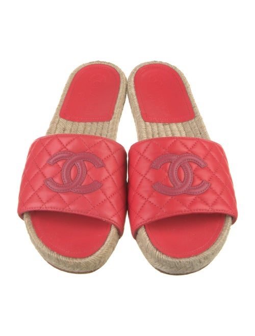 Chanel 2020 Interlocking CC Logo Espadrilles
