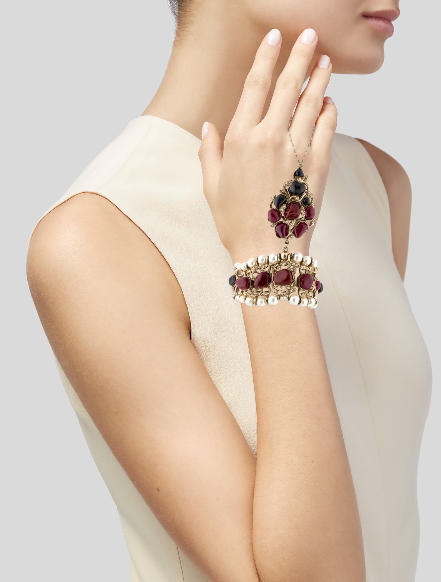 Chanel Faux Pearl, Resin & Strass Paris-Bombay Hand Chain