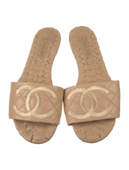 Chanel 2018 Interlocking CC Logo Slides