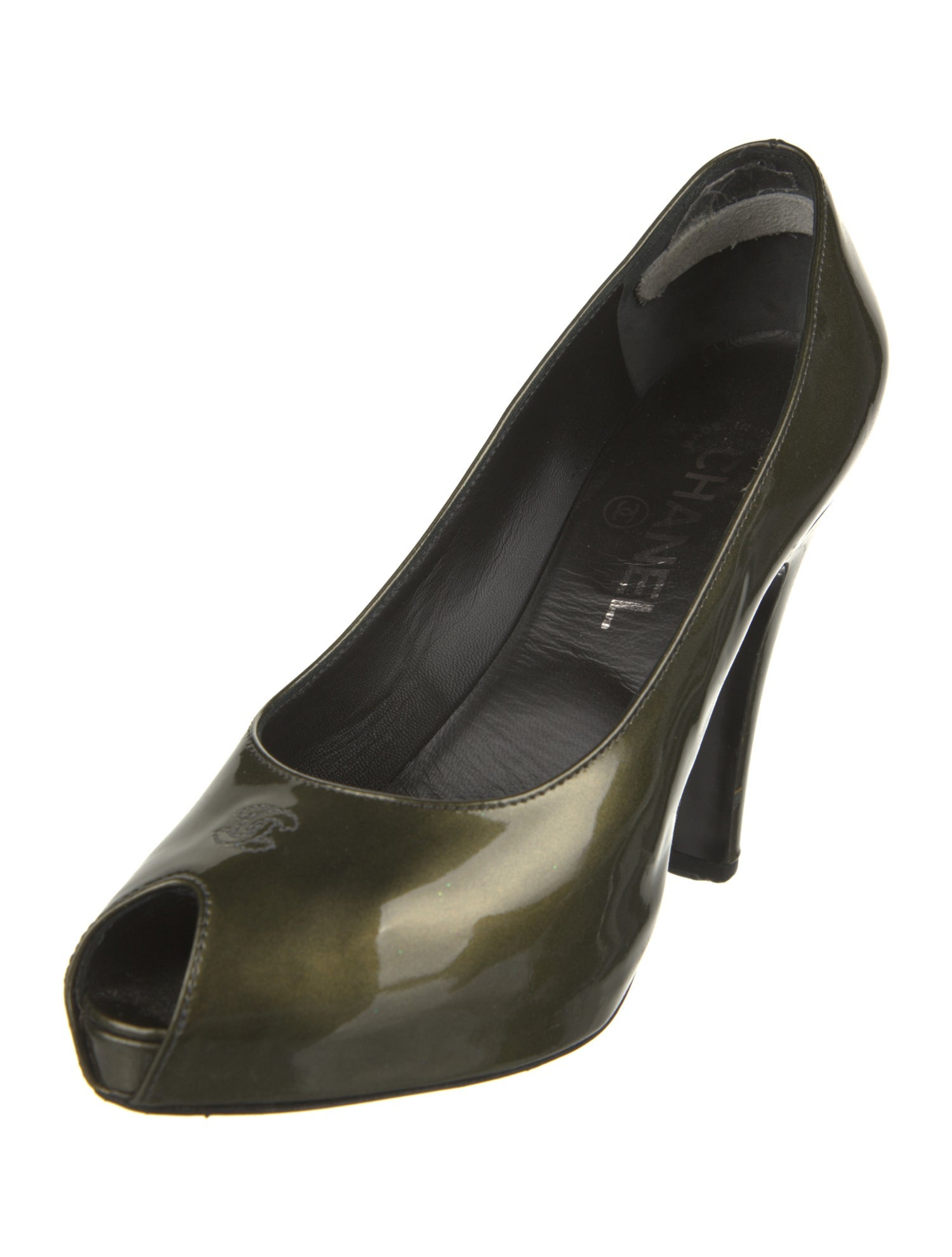 Chanel Interlocking CC Logo Patent Leather Pumps