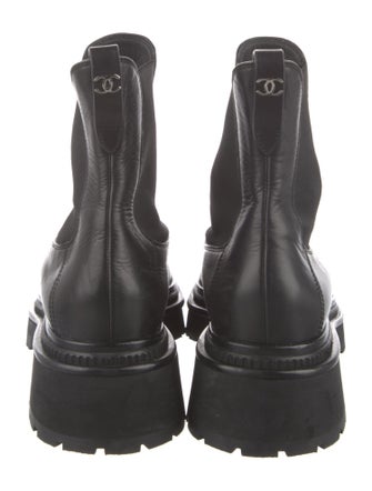 Chanel 2022 Interlocking CC Logo Chelsea Boots