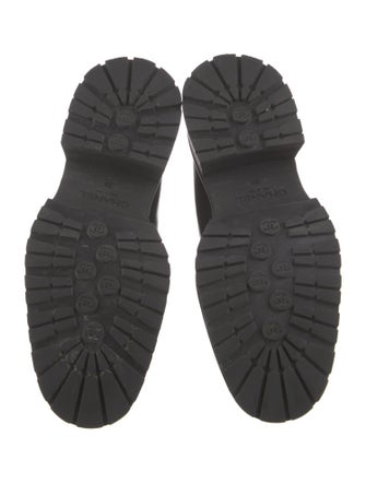 Chanel 2022 Interlocking CC Logo Chelsea Boots