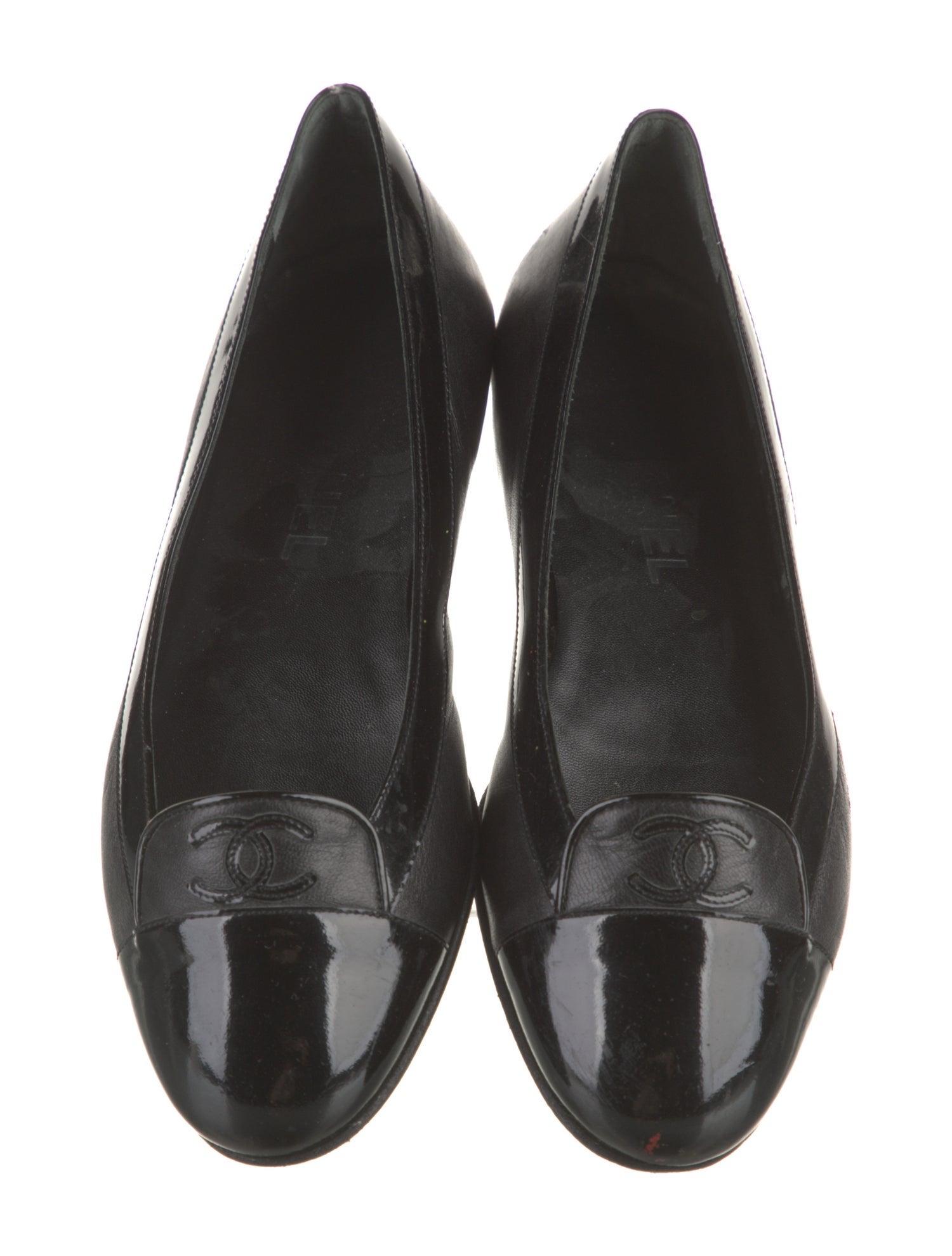 Chanel Interlocking CC Logo Leather Flats