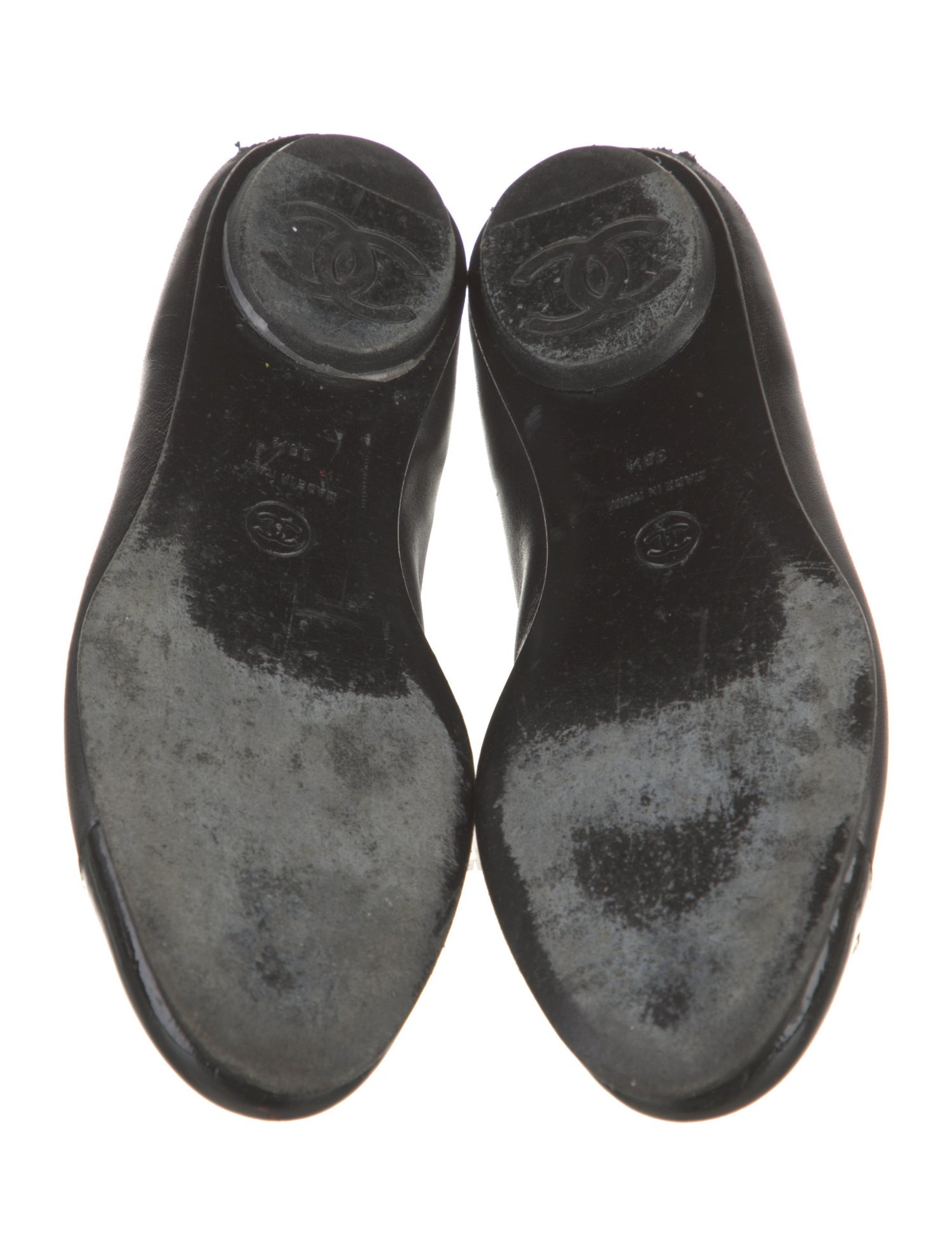 Chanel Interlocking CC Logo Leather Flats