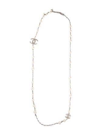 Chanel Faux Pearl & Strass CC Beaded Station Necklace