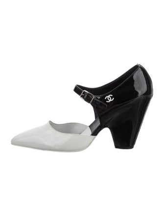 Chanel 2020 Interlocking CC Logo D'Orsay Pumps
