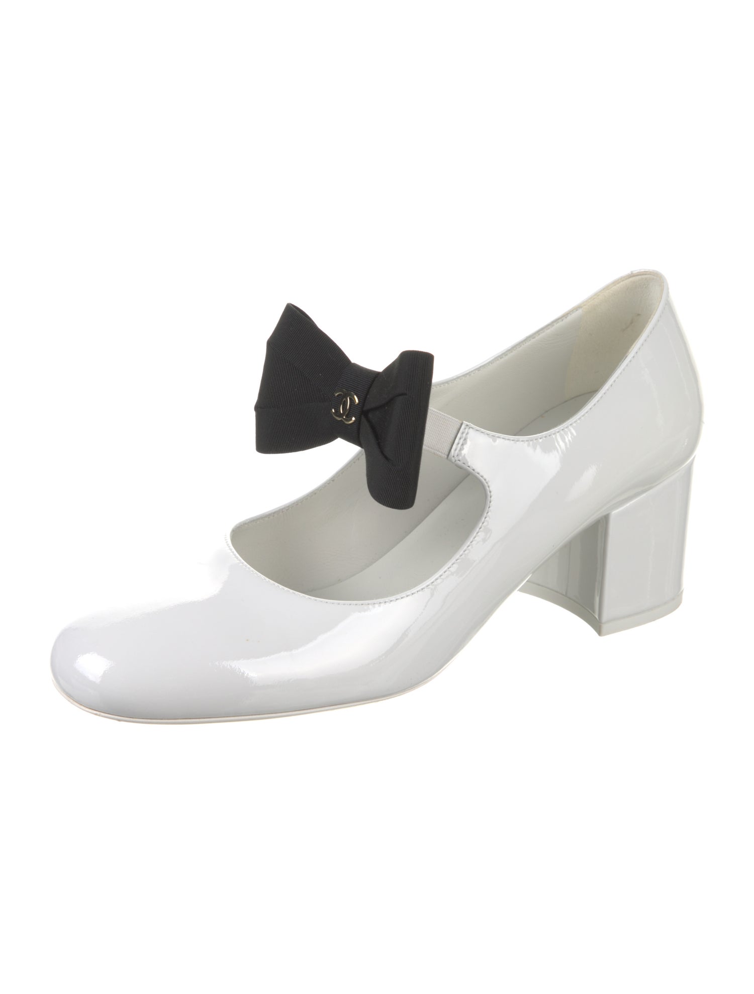 Chanel 2024 Interlocking CC Logo Pumps