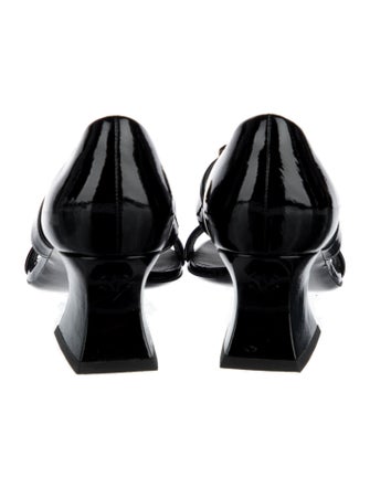 Chanel 2022 Interlocking CC Logo Sandals