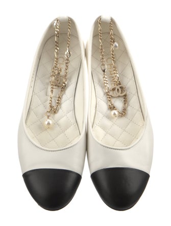 Chanel 2022 Interlocking CC Logo Ballet Flats