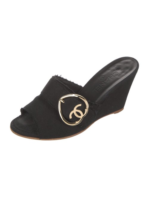 Chanel Interlocking CC Logo Canvas Slides