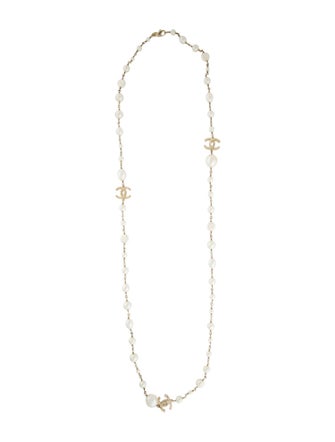 Chanel Faux Pearl CC Station Necklace