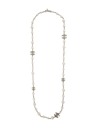 Chanel Faux Pearl & Strass CC Station Necklace