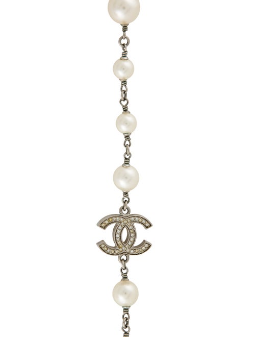 Chanel Faux Pearl & Strass CC Station Necklace