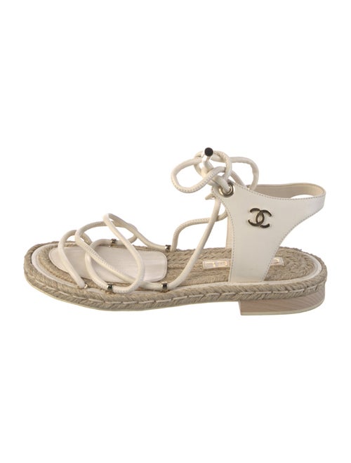 Chanel 2020 Interlocking CC Logo Espadrilles