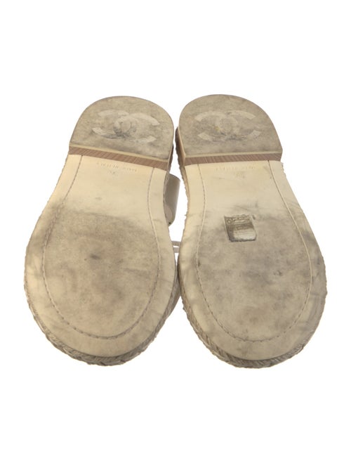 Chanel 2020 Interlocking CC Logo Espadrilles