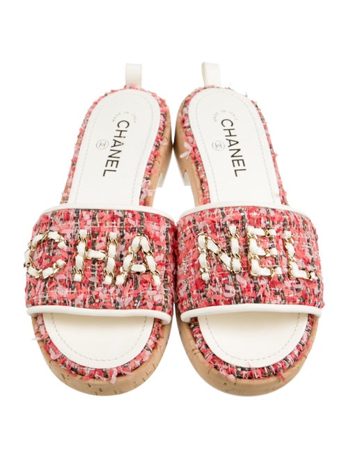 Chanel 2021 Chain-Link Accent Slides