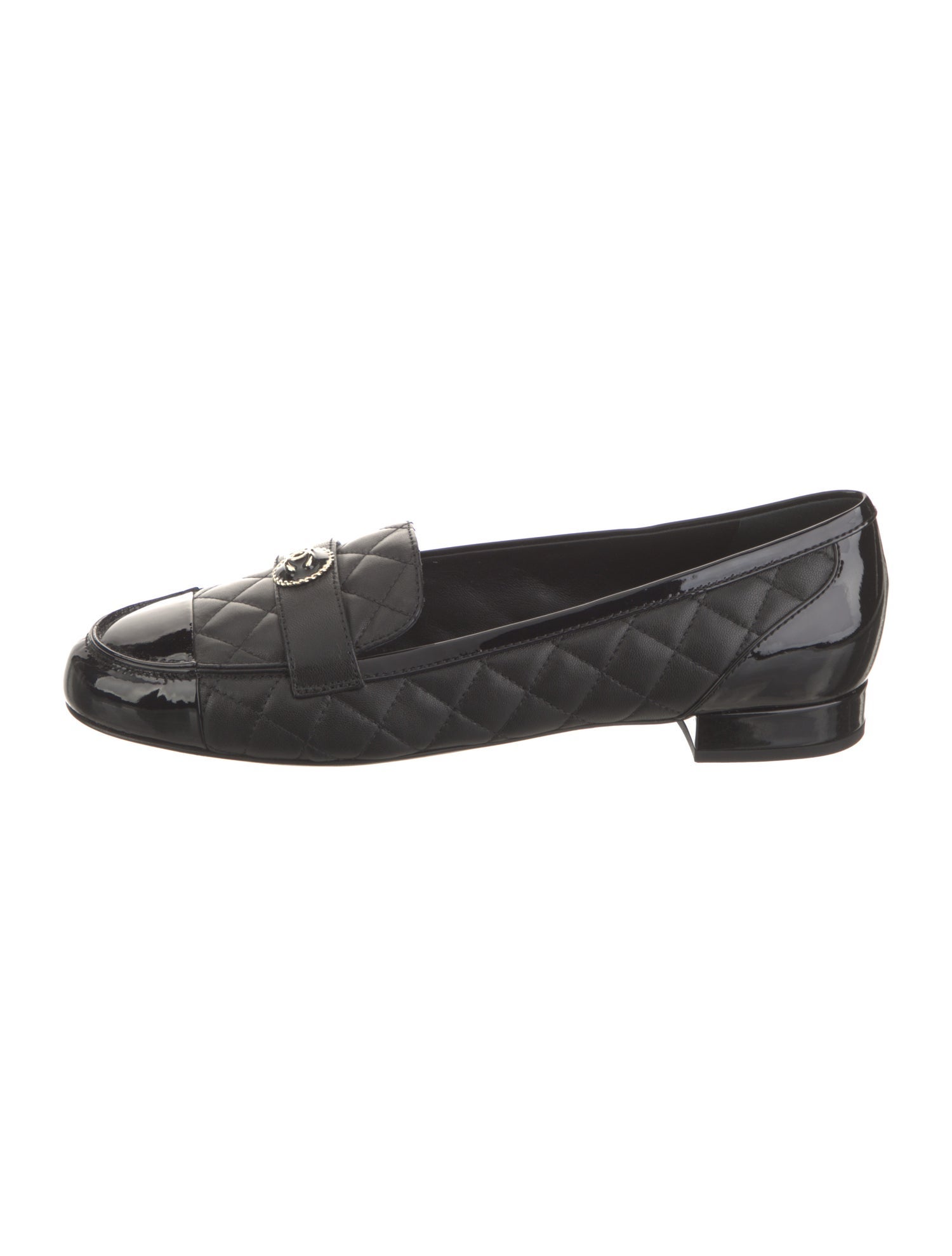 Chanel Interlocking CC Logo Leather Loafers