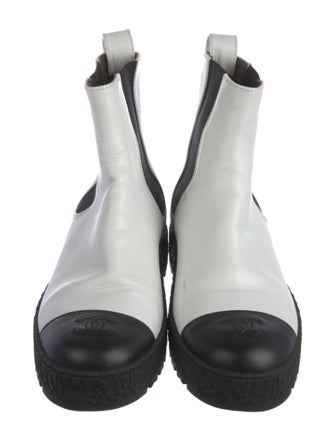 Chanel 2021 Interlocking CC Logo Chelsea Boots