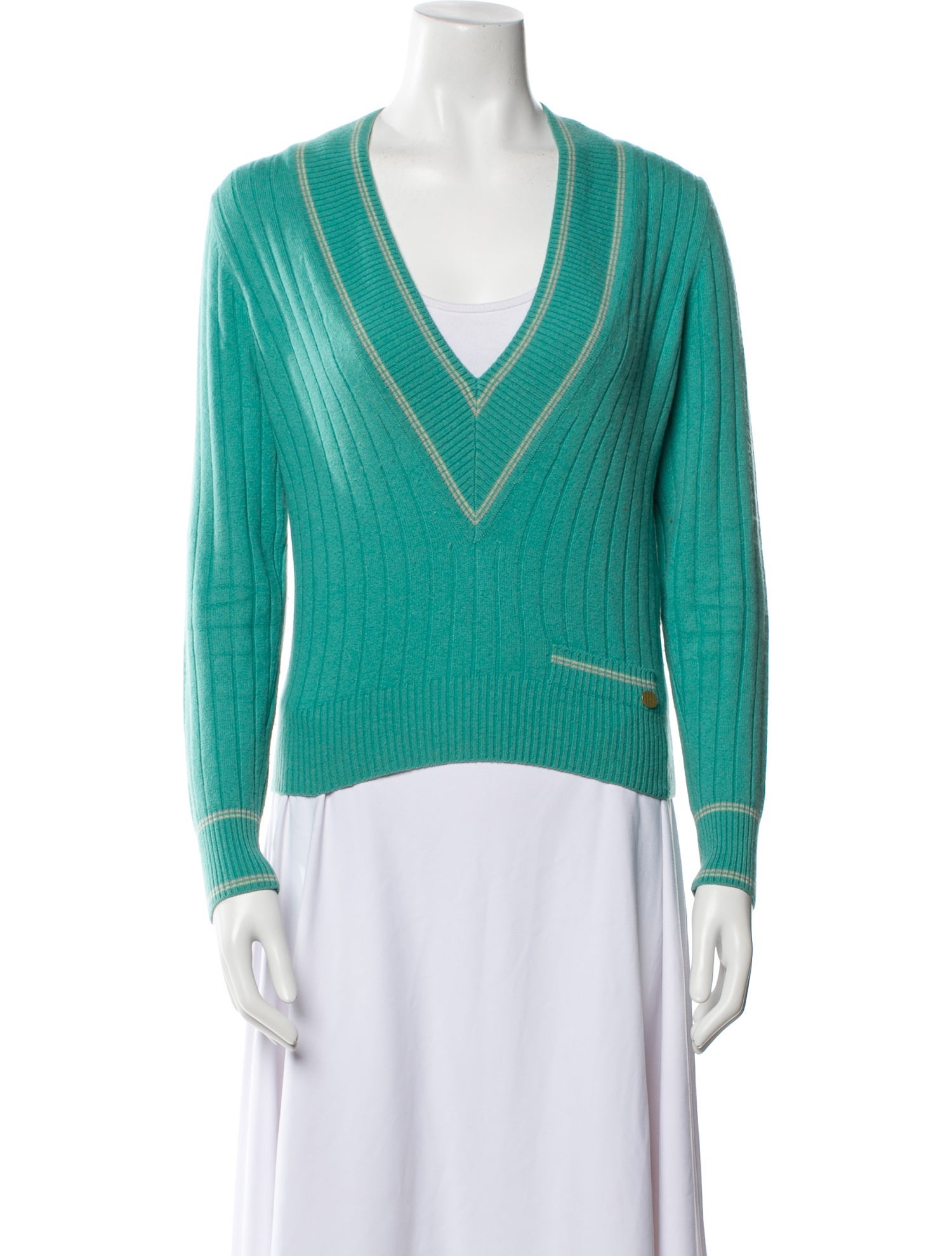 Chanel Vintage 2001 Sweater