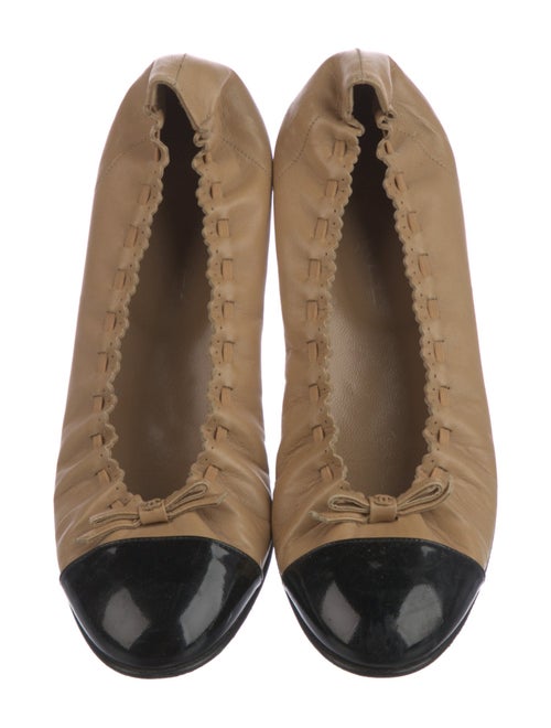 Chanel Interlocking CC Logo Leather Ballet Flats