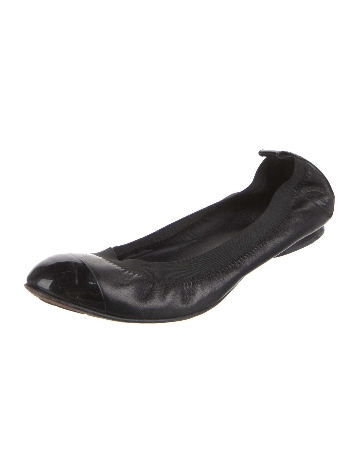 Chanel Interlocking CC Logo Leather Ballet Flats