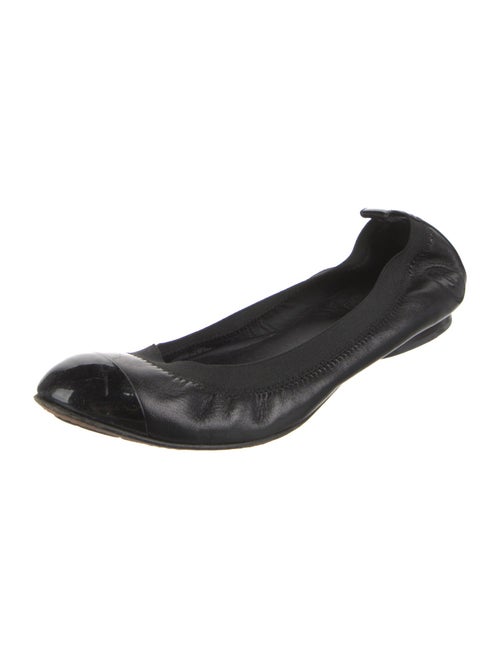 Chanel Interlocking CC Logo Leather Ballet Flats
