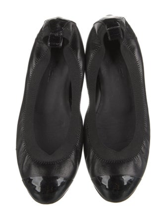 Chanel Interlocking CC Logo Leather Ballet Flats