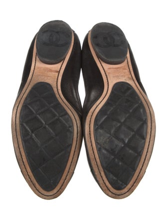 Chanel Interlocking CC Logo Leather Ballet Flats