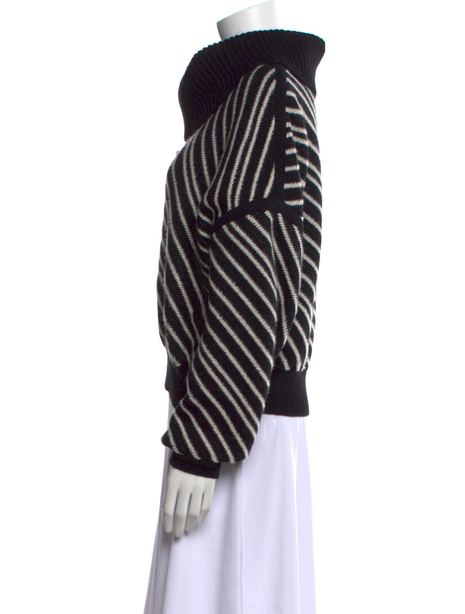 Chanel 2021 Cashmere Sweater