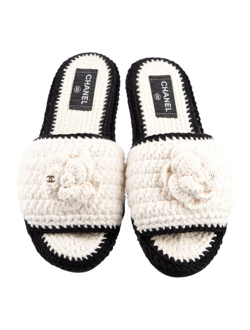 Chanel 2023 Interlocking CC Logo Slides