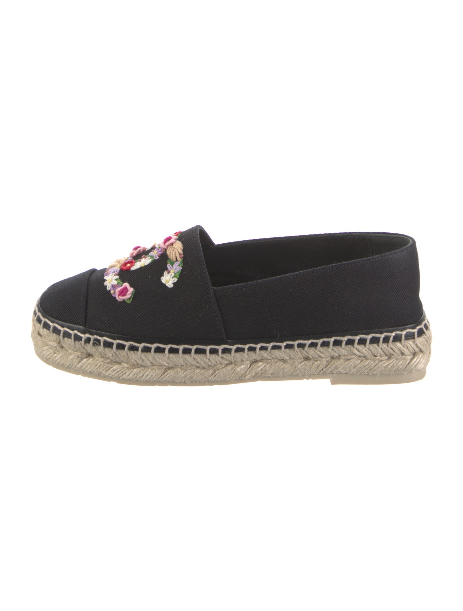 Chanel 2025 Interlocking CC Logo Espadrilles