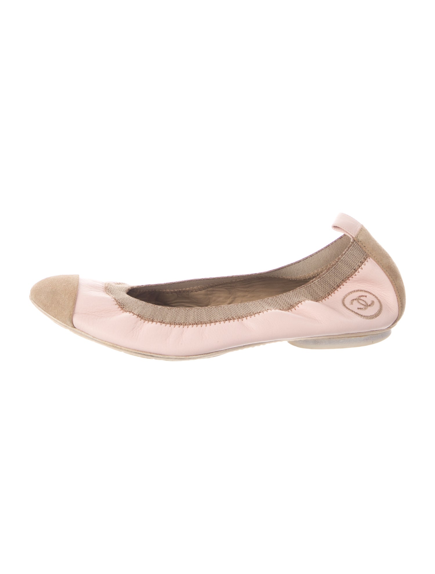 Chanel Interlocking CC Logo Leather Ballet Flats