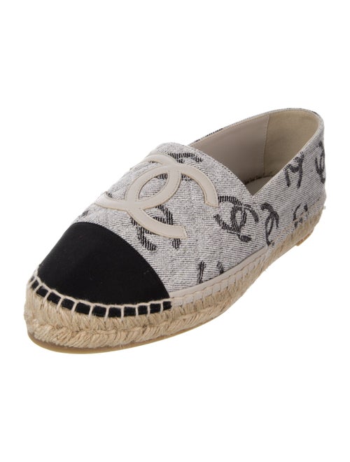Chanel 2022 Interlocking CC Logo Espadrilles