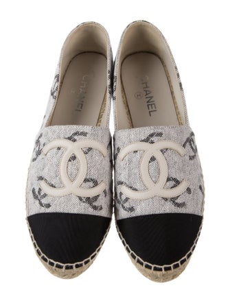 Chanel 2022 Interlocking CC Logo Espadrilles